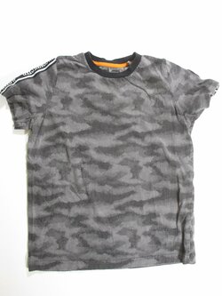 Triko pro kluky maskáčové secondhand Triko pro kluky maskáčové secondhand