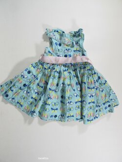Šaty pro holky s motýlky secondhand Šaty pro holky s motýlky secondhand