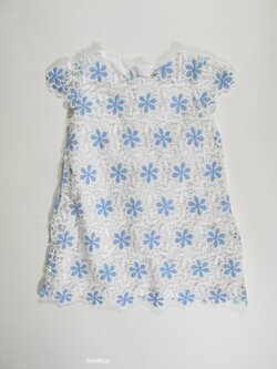 Bílo modré šaty pro holky secondahnd Bílo modré šaty pro holky secondahnd