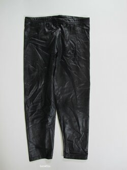 Černé elastáky pro holky lesklé secondhand Černé elastáky pro holky lesklé secondhand