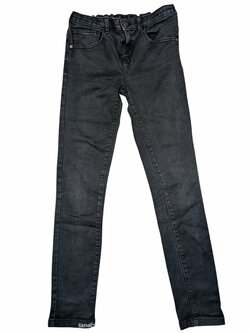 černé skinny džíny pro holky secondhand Nutmeg černé skinny džíny pro holky secondhand Nutmeg